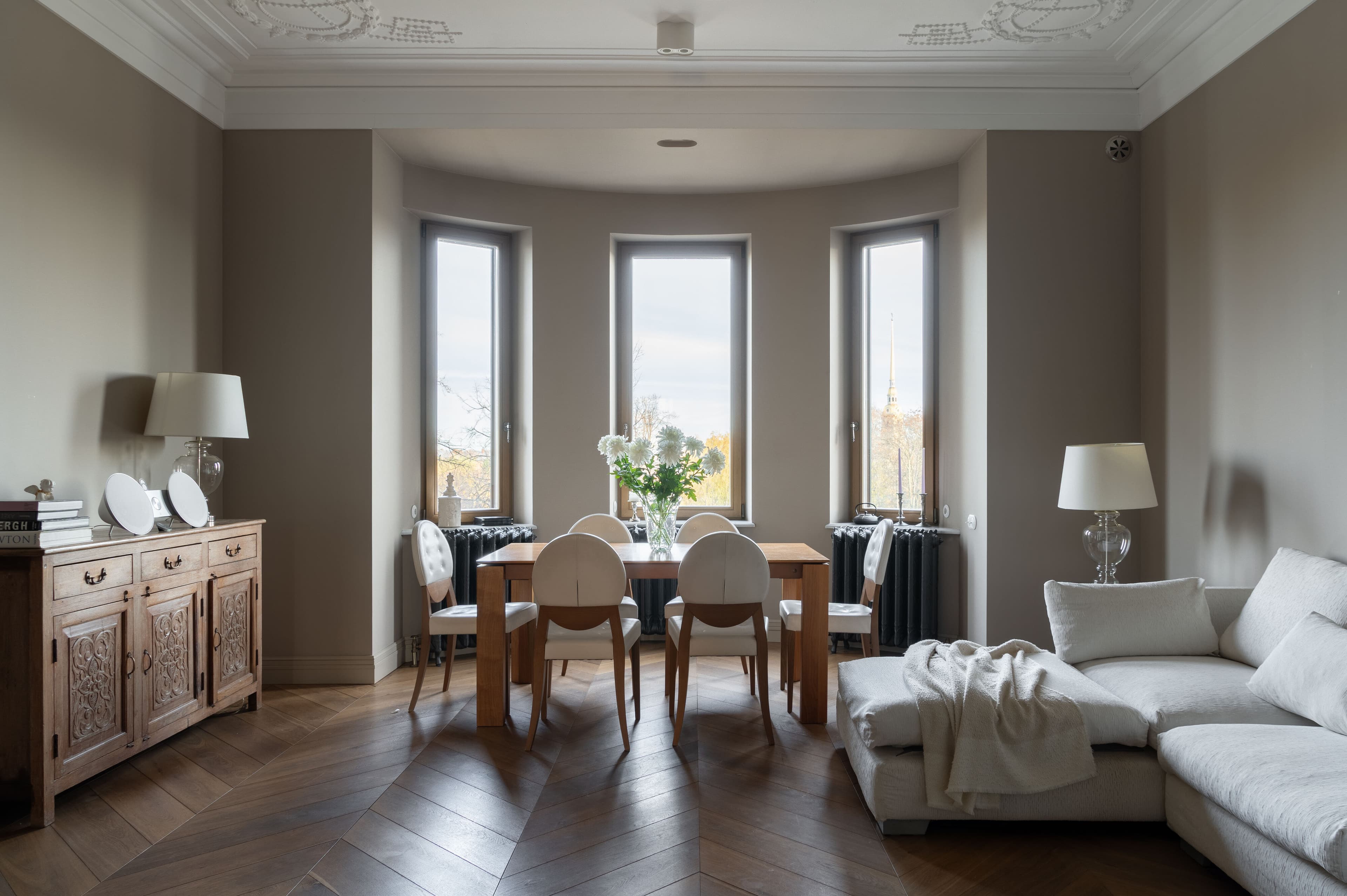 Описание изображения