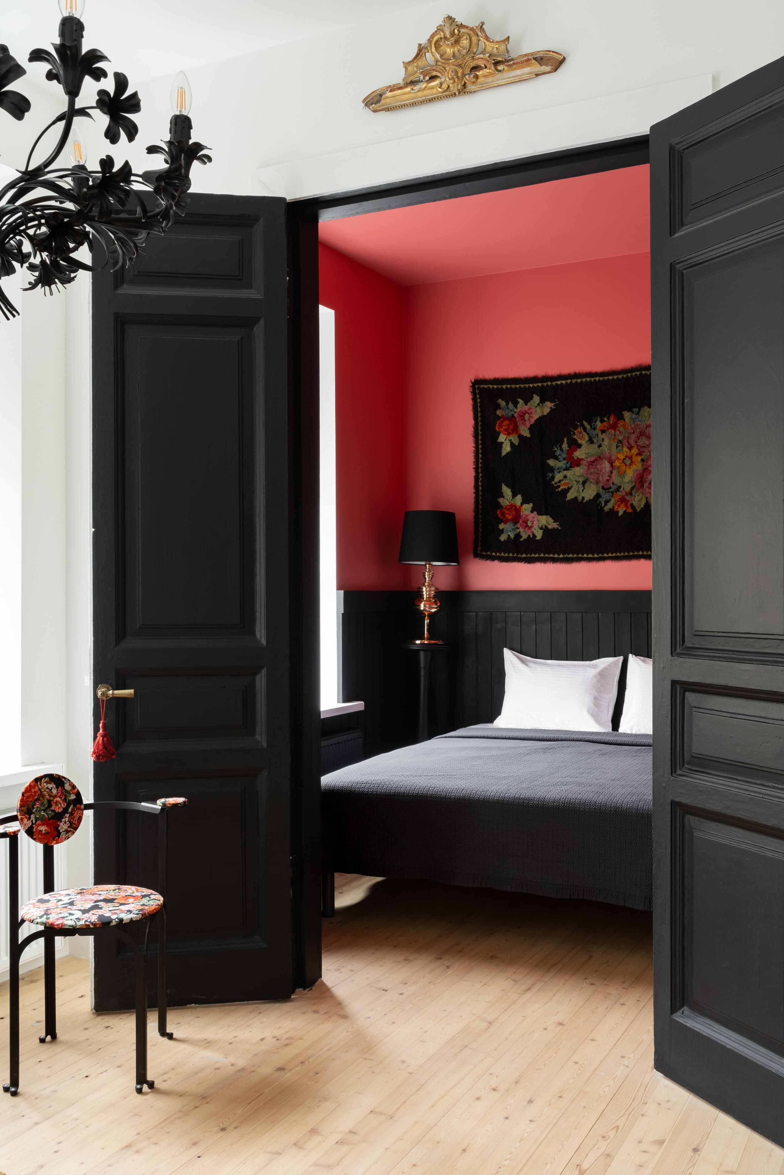 Описание изображения